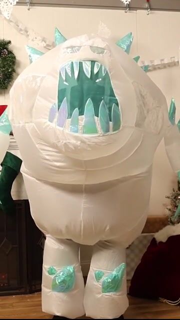Step into the world of Frozen with this incredible Disney Frozen Adult Inflatable Ice Monster Costume. This larger-than-life costume brings the iconic ice monster to life!