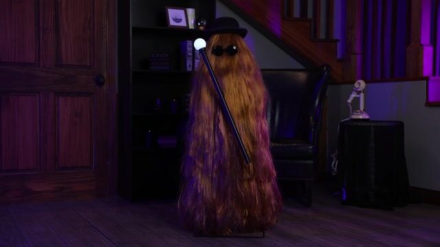 FUN99431 4-6 ft The Addams Family Cousin Itt Animatronic Decoration