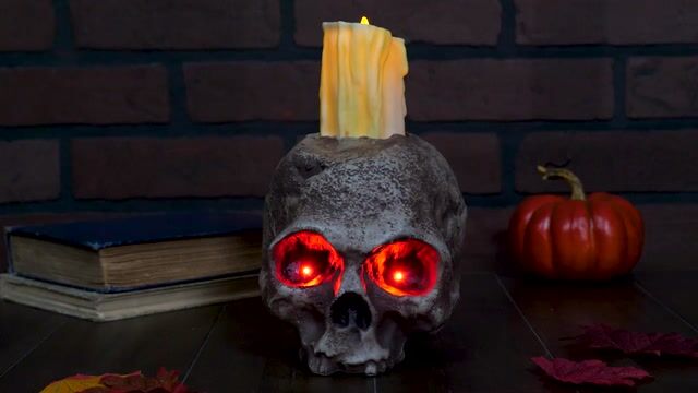 FUN4239 Ancient Skull Candle Halloween Decoration