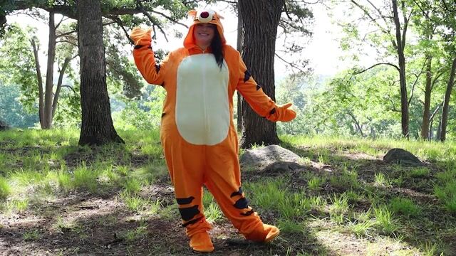 FUN4716PL_Plus_Size_Deluxe_Disney_Tigger