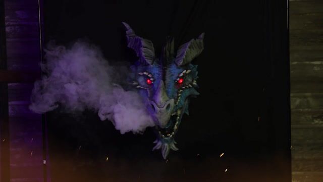 FUN94410 BLUE VARIENT 3FT Dire Dragon's Head Actor-matronic Brick Thunder