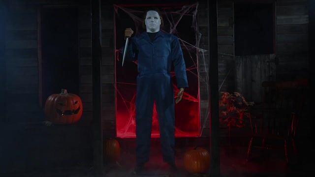 With lifelike movements, this frightening Michael Myers Animatronic Halloween Decoration brings the terror of Haddonfield to life in your home or yard.