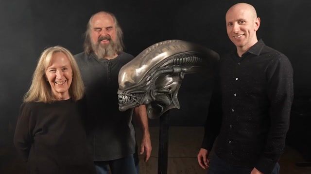 FUN3233AD Adult Deluxe Alien Xenomorph Mask