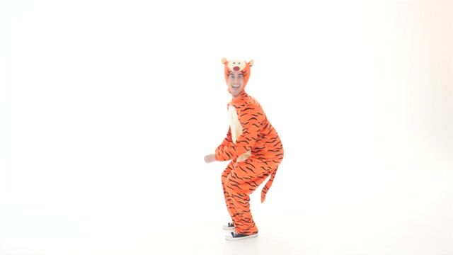 Bounce around the 100 acre woods in this deluxe adult Tigger costume.