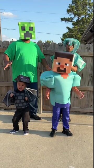 Gear up for an epic adventure with the Minecraft Steve Deluxe Costume for Boys! Complete with a pixelated jumpsuit and a boxy mask, this outfit lets your child become their favorite in-game character. Whether mining for diamonds or dodging Creepers, this costume is ready for action!
