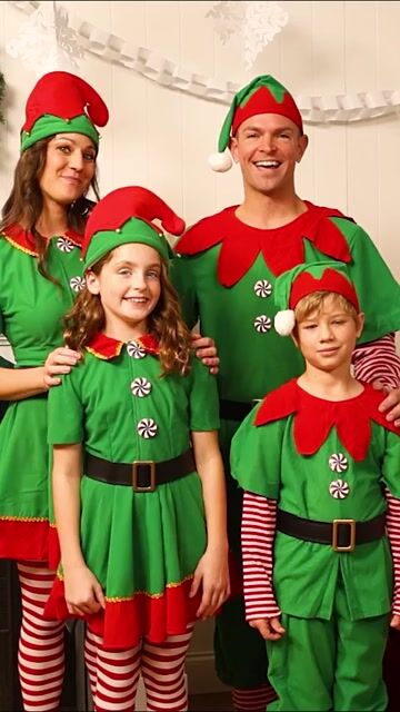 Transform your little one into Santa’s sweetest helper with this Holiday Elf Costume for Girls! Comfortable and festive, it’s ideal for spreading Christmas joy at parties or holiday events.