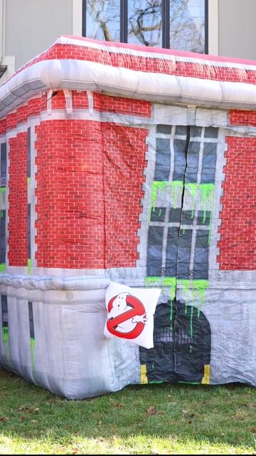 Bring the Ghostbusters' iconic headquarters to life with this impressive 9FT Inflatable Firehouse Prop! A must-have for fans, this decoration will make your Halloween display stand out and thrill every ghostbuster in the neighborhood.