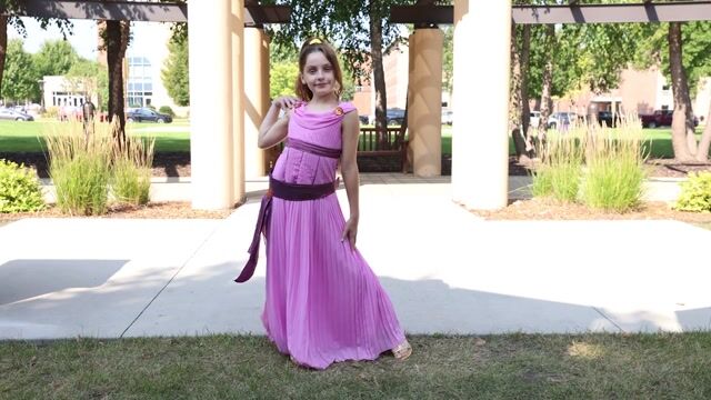 FUN7397CH_Megara Child