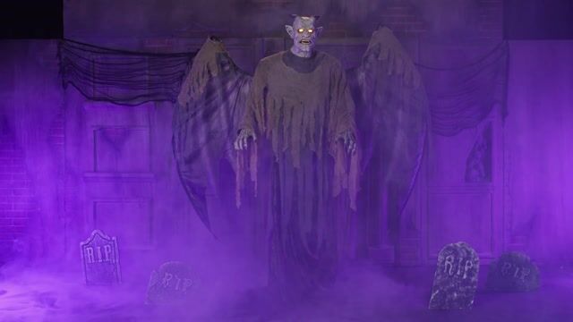 FUN99982 Craggoth the Demon Gargoyle Animatronic Decoration
