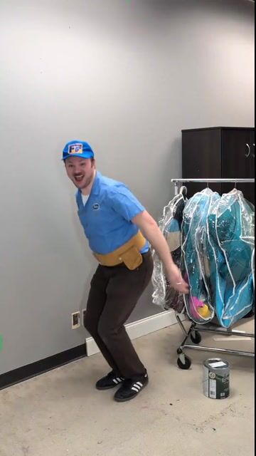 Step into the shoes of Niceland’s favorite handyman with this Disney Fix-It Felix Costume for Men! Complete with his iconic blue cap, shirt, and tool belt, this costume is perfect for fixing problems and bringing nostalgic charm to your next party or Halloween event.