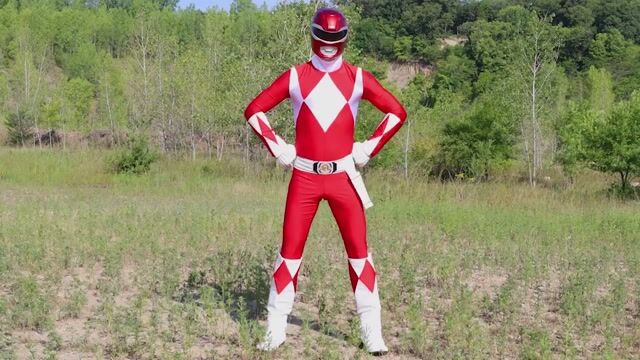 FUN2191AD Authentic Power Rangers Red Ranger